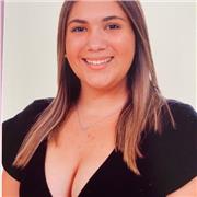 Estudiante que quiere enseñar a estudiar a otros estudiantes